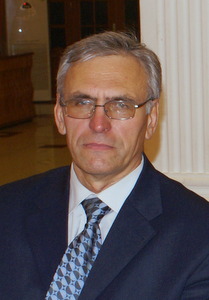 Dr.  Alexander Zubovich
